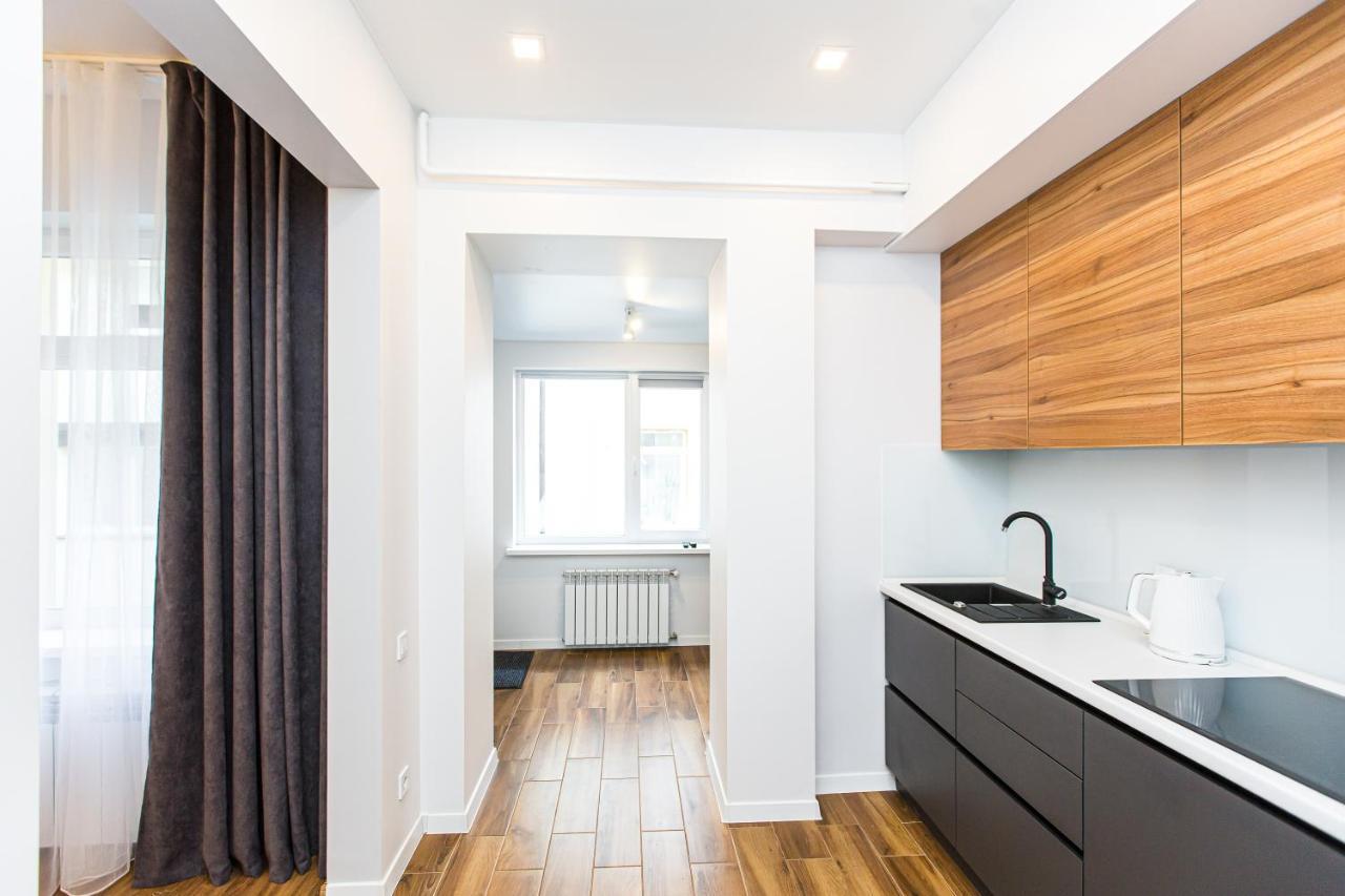 3 Vodna Apartment 利沃夫 外观 照片