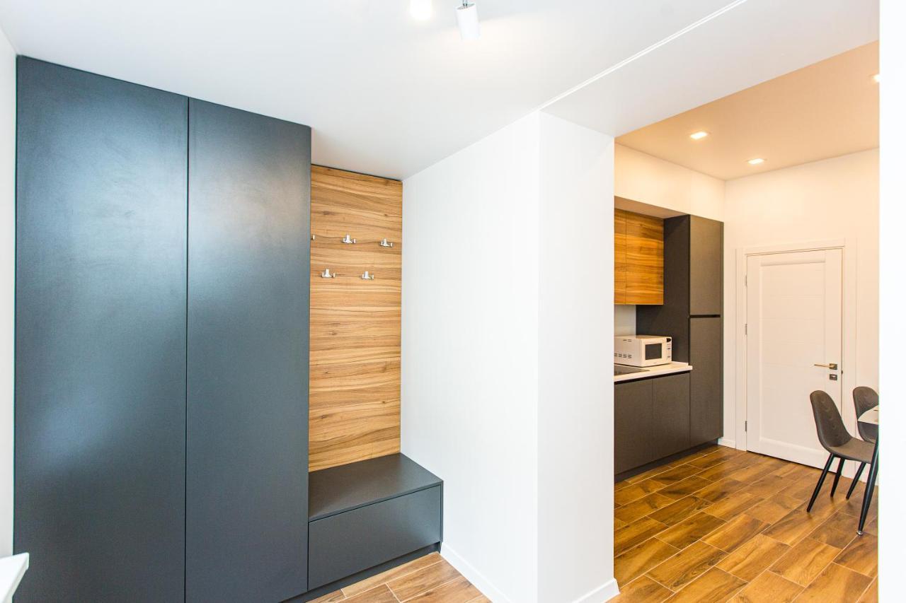 3 Vodna Apartment 利沃夫 外观 照片