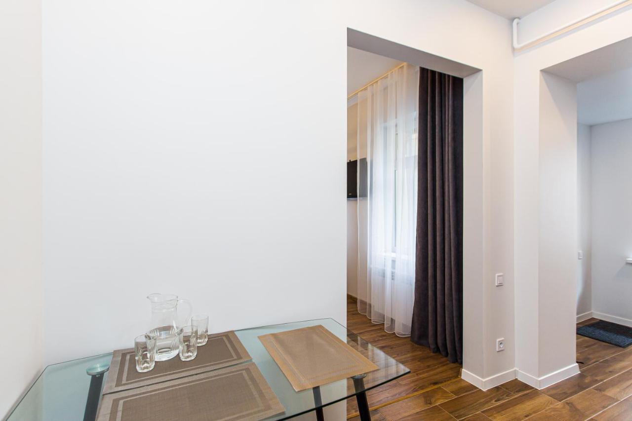 3 Vodna Apartment 利沃夫 外观 照片